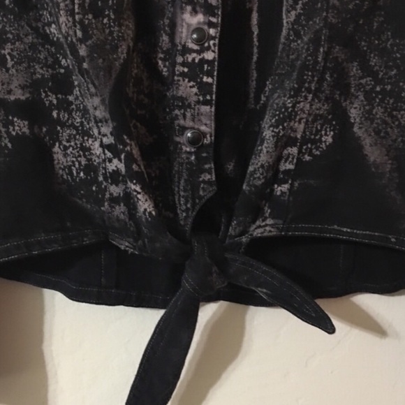 KSK Denim Tie Dye Snap Button Tie Front Sh… - Picture 4 of 7